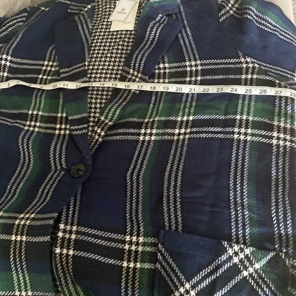 SUSINA Plaid Coat - Picture 12 of 16